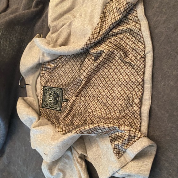 Capelet - Picture 4 of 6